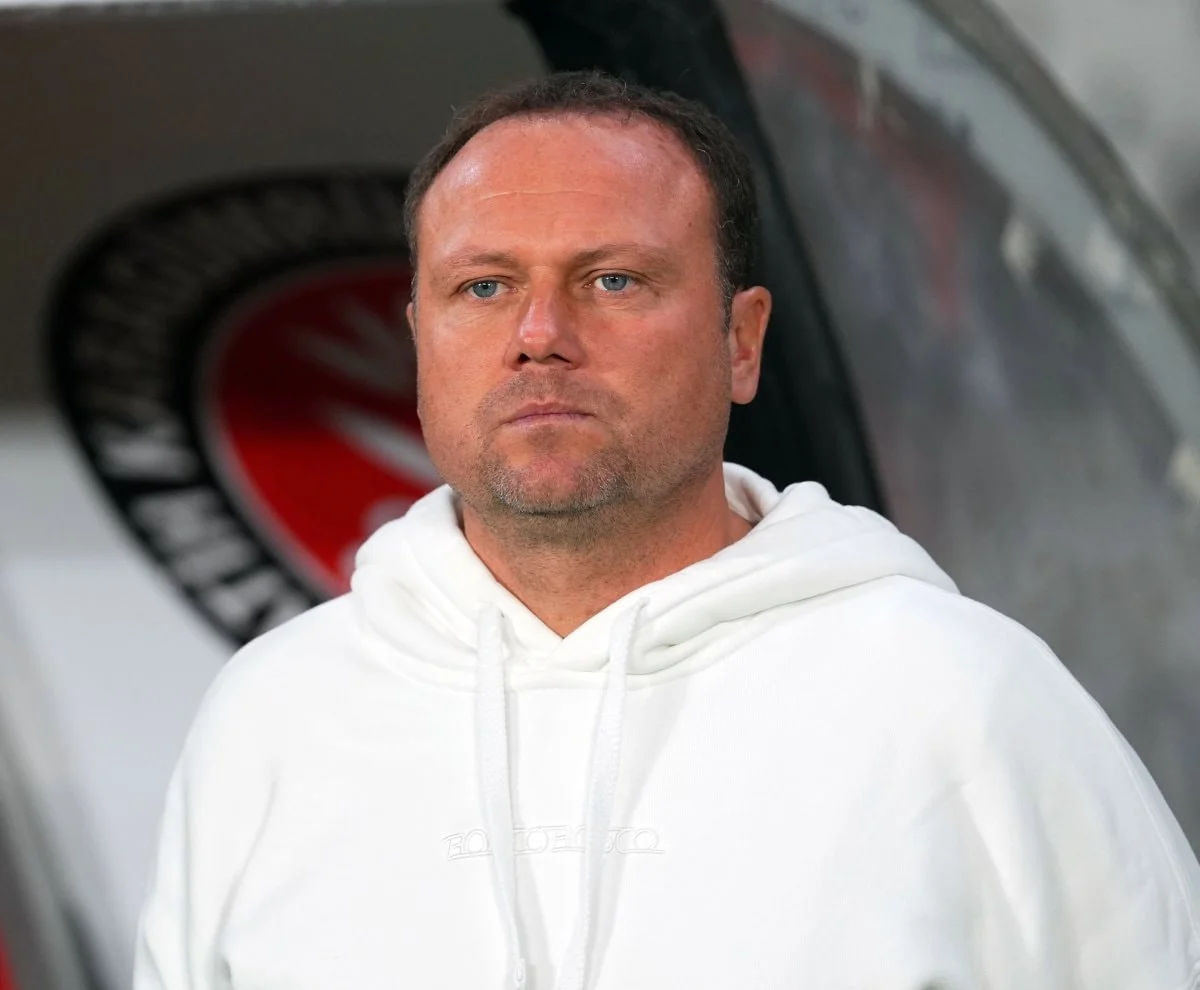 Süper Lig'de 2025-2026 sezonunda görevinden ayrılan teknik direktörler - Kare 10