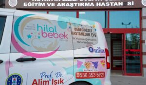 Kütahya’ya ‘Hilal Bebek Taksi’ geldi