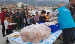 Deprem bölgesinde oruçlar Sakarya’nın kardeşlik sofrasında açılıyor