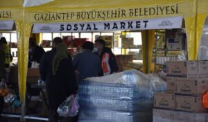 Gaziantep’in sosyal marketleri ihtiyaçlara yanıt veriyor