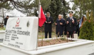 Kütaya’da Polis ve Hava Şehitleri unutulmadı