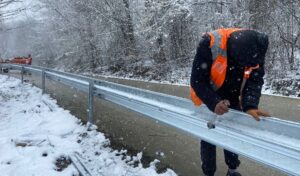 Sakarya can kaybını önlemek için kar-kış demiyor