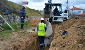 Büyükşehir, su baskınlarını önlemek için çalışıyor