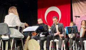 İZMEK’te yıl sonuna konserli performans