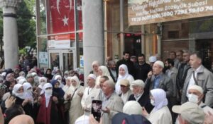 Bozüyük’te hacı adayları dualarla uğurlandı