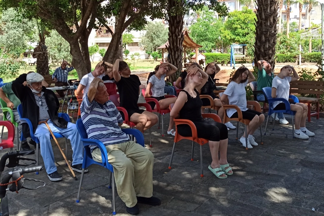 Çekyalı öğrenciler Mersin’de hayata dokundu