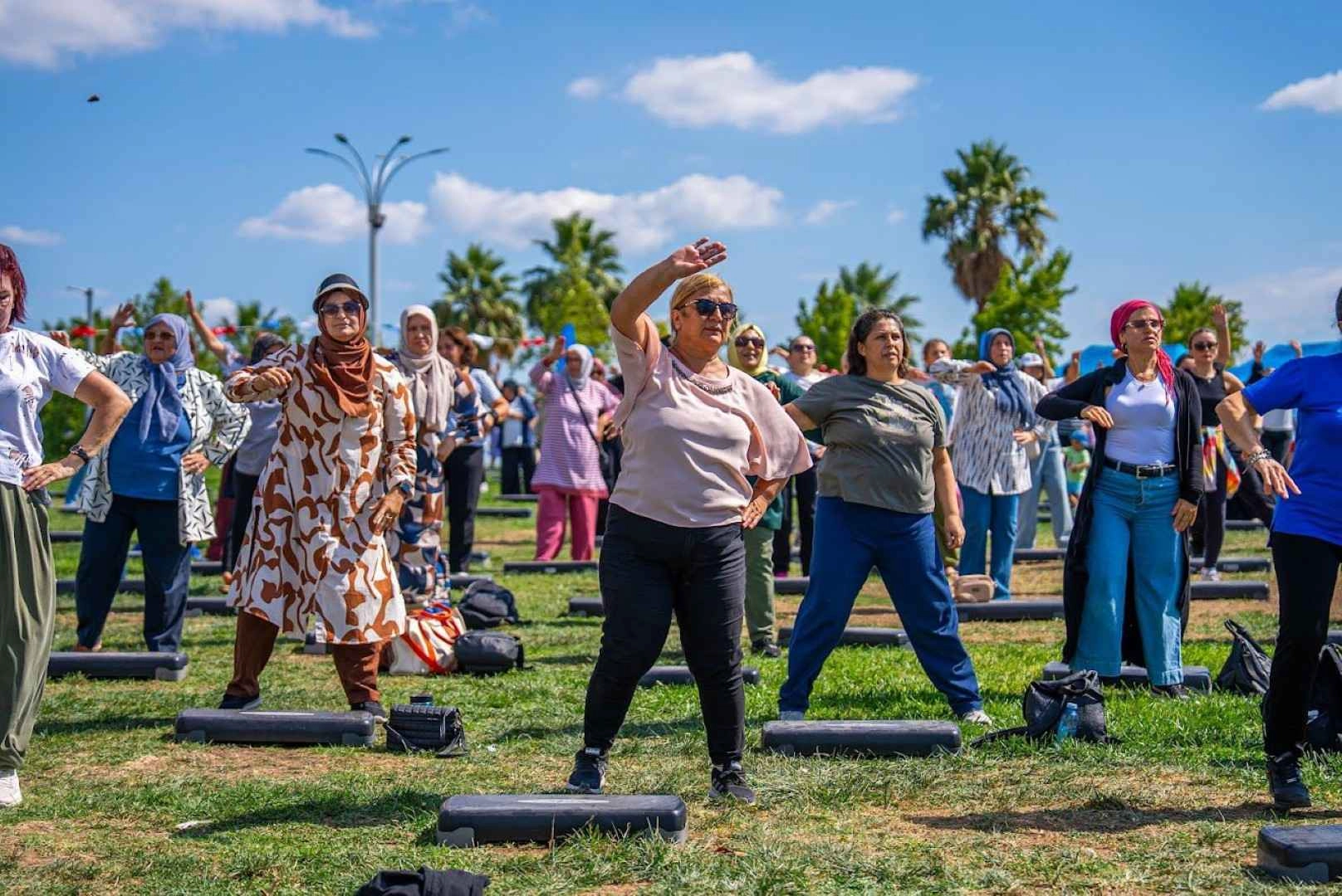 Kocaeli'de kadınlar 19 ton hafifledi!