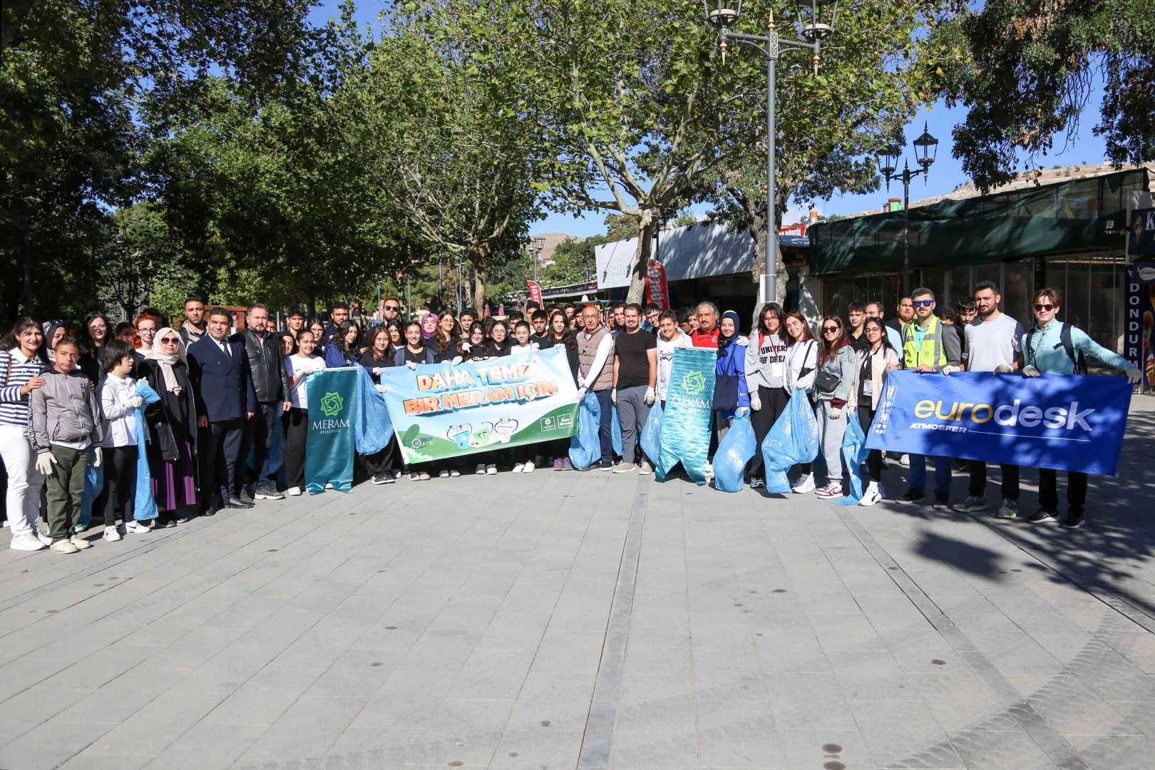 Konya Meram’da çevre farkındalığı yürüyüşü