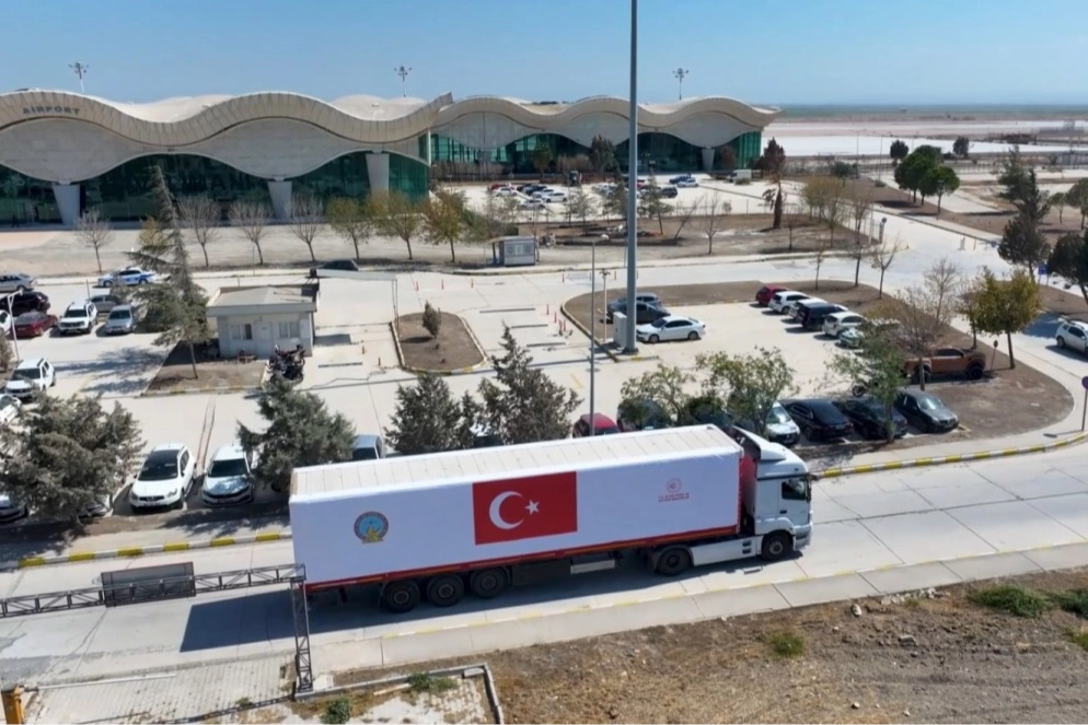 Şam'a zorlu hava koşullarında Türkiye'den iniş desteği